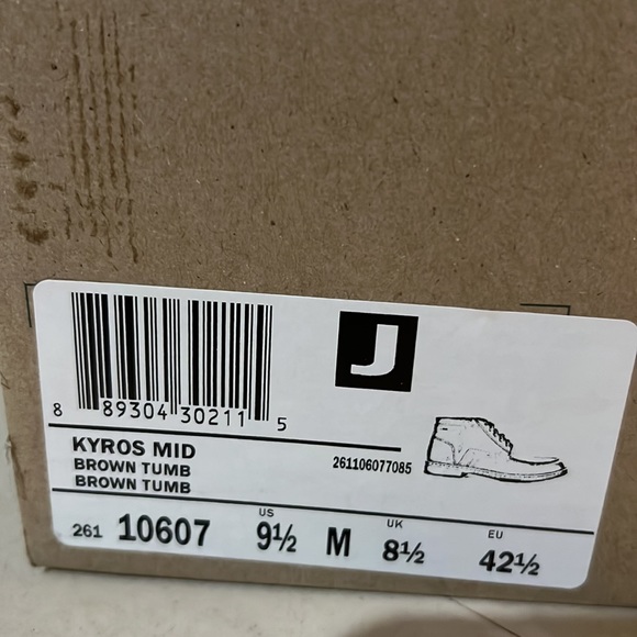 Clarks boots full grain new with box - Picture 5 of 7